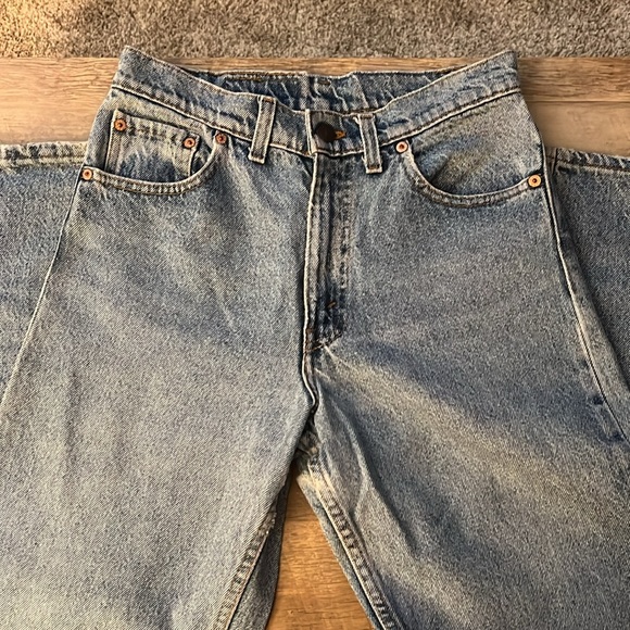 Vintage Levi 550 Jeans size 29x34 - Picture 6 of 12
